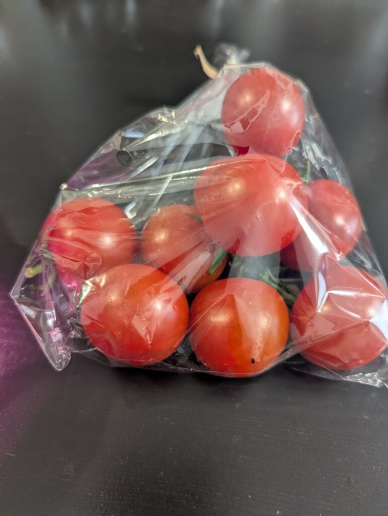 village-market-tsukubaのなかむら農園で買ったトマト